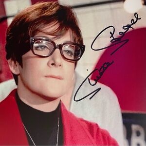 QUATERMASS AND THE PIT Signed 8x10 / SHEILA STEAFEL as Journalist / DOCTOR WHO